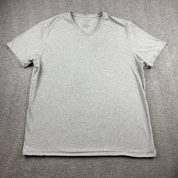 Apt. 9 Tops - Apt. 9 Premier Flex Women's Size XL Gray V-Neck Short Sleeve T-Shirt